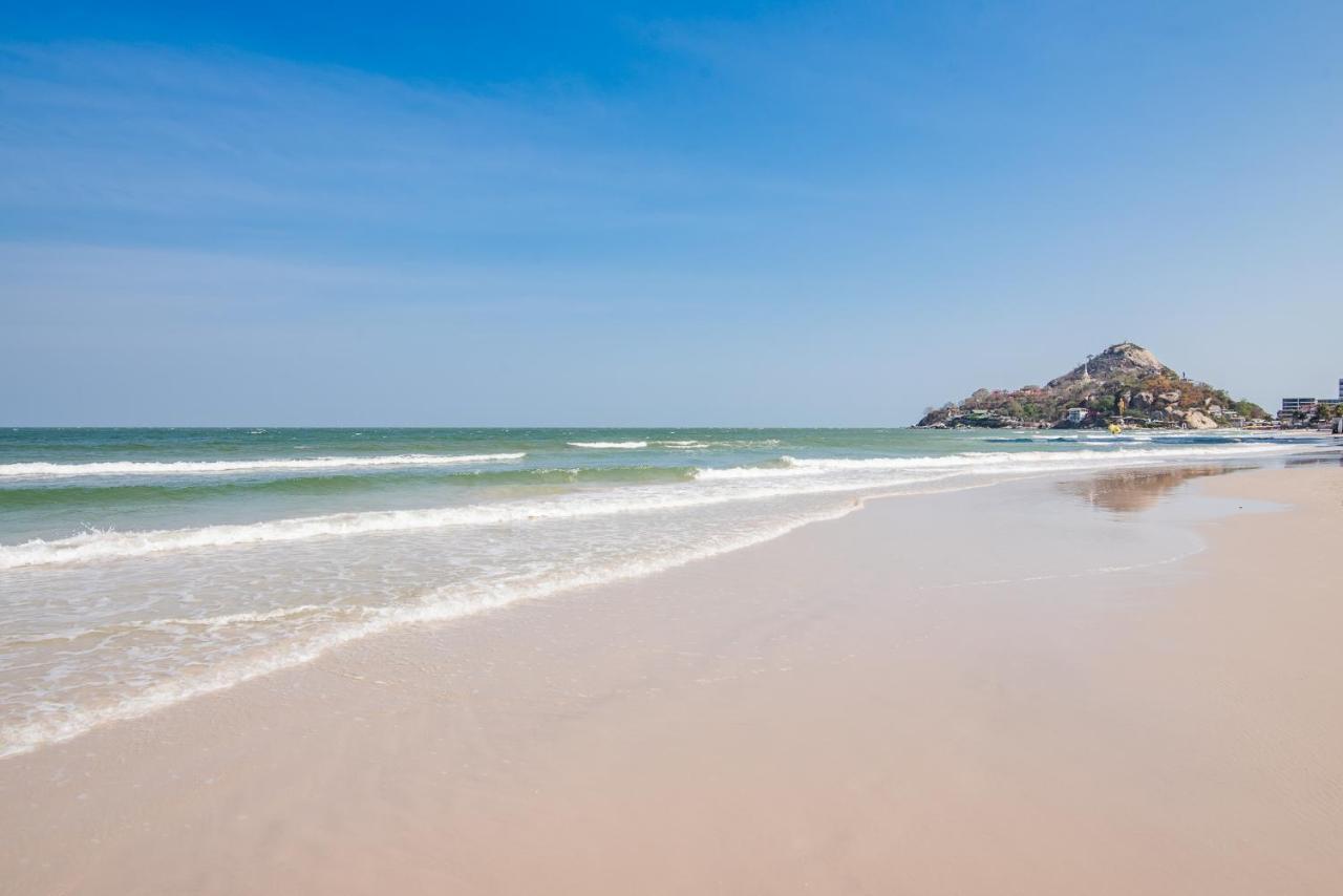 Baan Kangmung Hua Hin On The Beach Exteriör bild